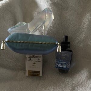 Wallflowers Princess Scented Oil with Blue Shoe Holder